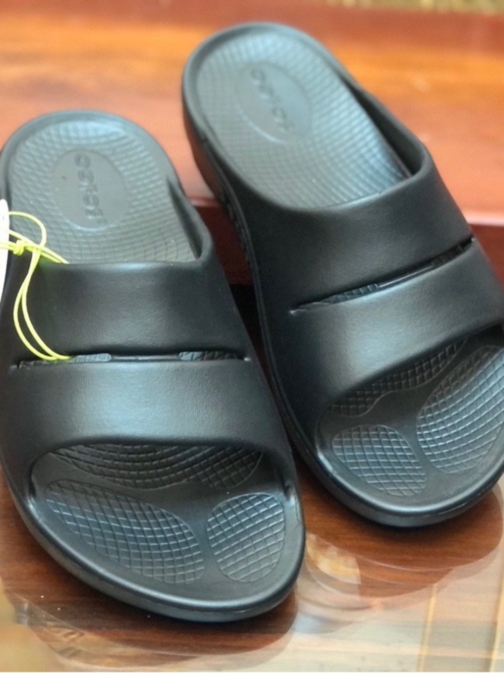 OOFOS Black Slide Sandals
